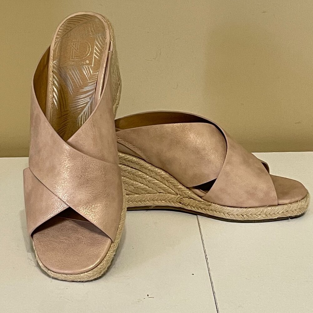 NEW DIRECTIONS Women's Klory Wedge Espadrille Sandals Blush Shoes Size US 7.5M